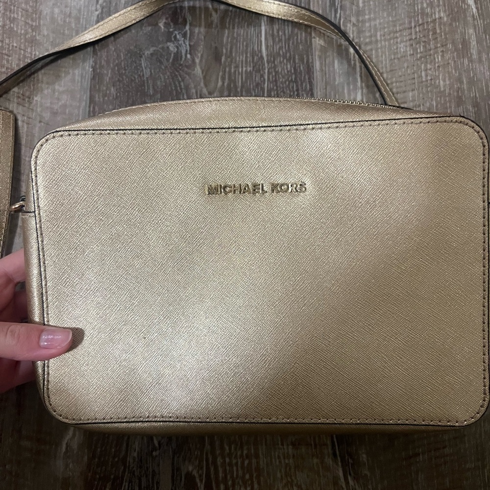 Michael Kors gold crossbody